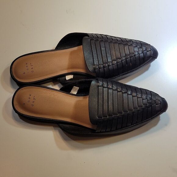 A.NEW DAY POINTED TOE WOMEN"S MULES SHOE - Picture 9 of 16